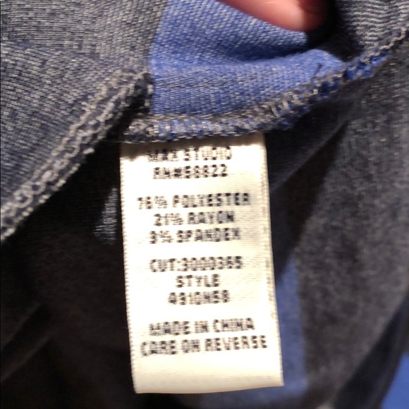 Max Studio poly/rayon,  L, T-shirt dress. - Picture 8 of 8